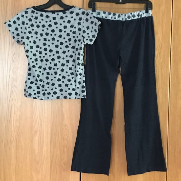 Lucky Brand Sleep Set - Picture 2 of 3